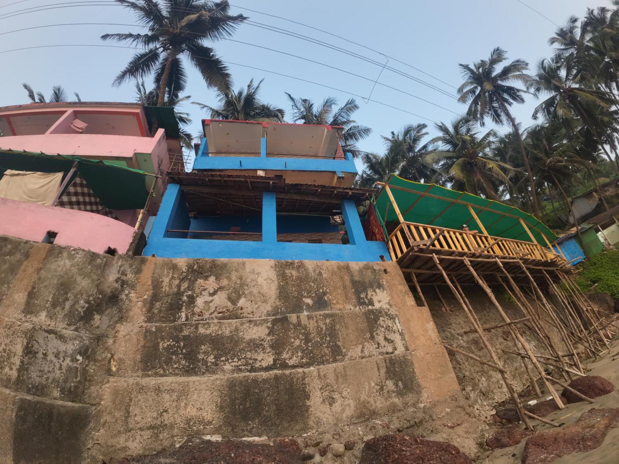 Om Ganesh Guest House Cliffside Arambol Exteriér fotografie