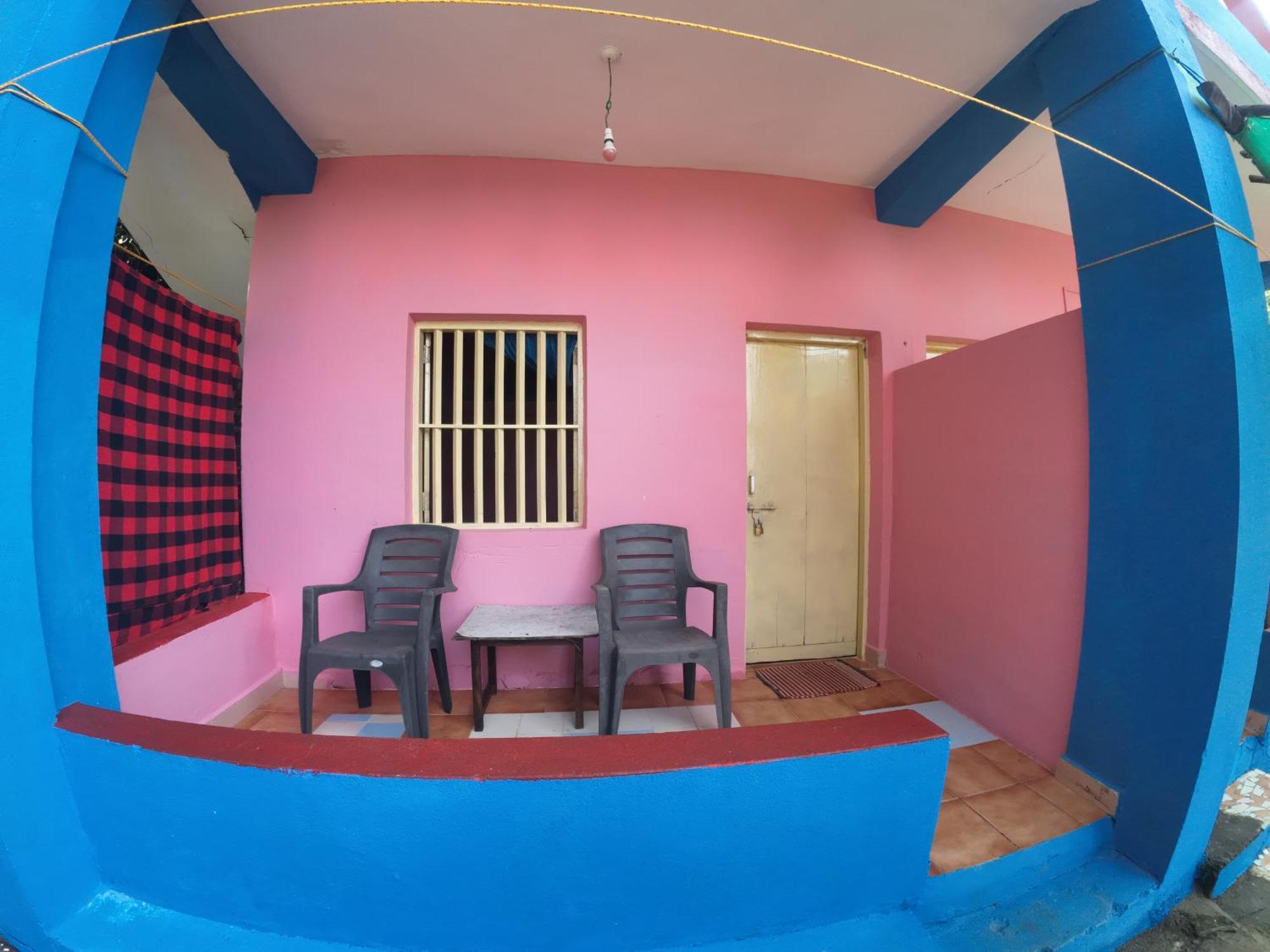 Om Ganesh Guest House Cliffside Arambol Exteriér fotografie