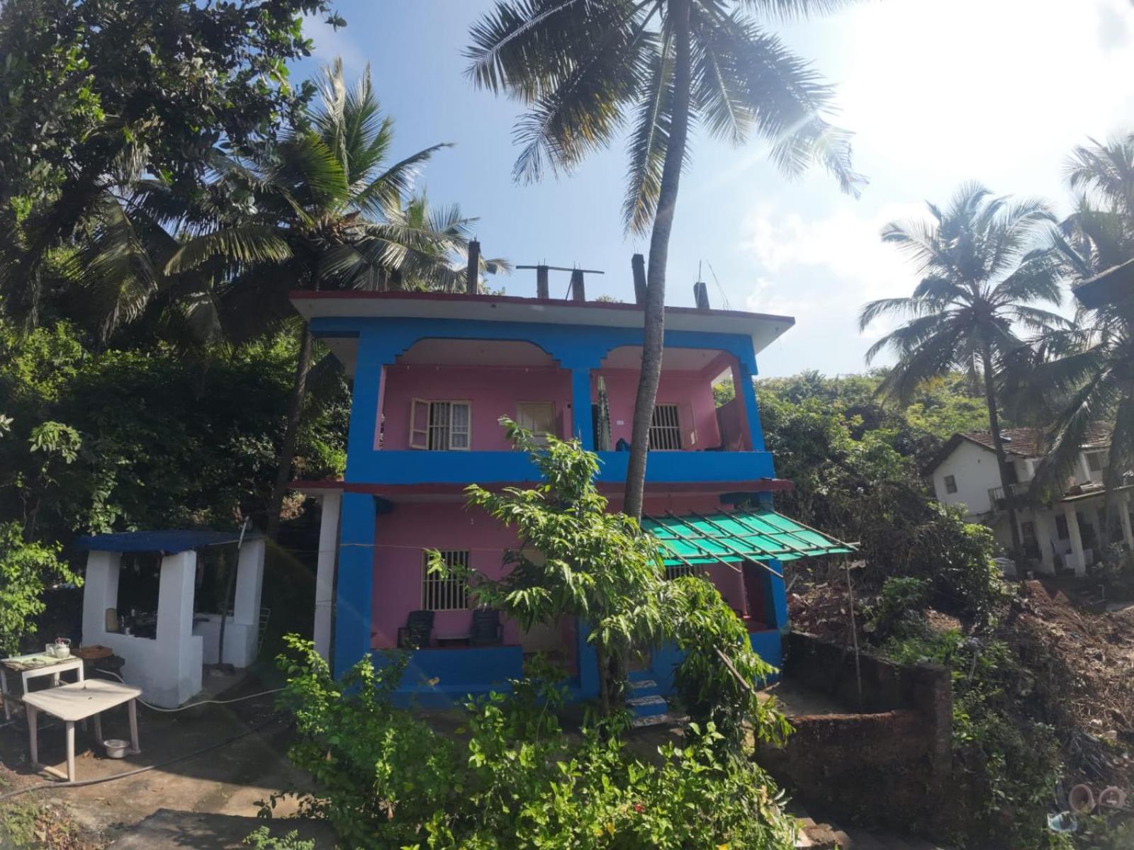 Om Ganesh Guest House Cliffside Arambol Exteriér fotografie